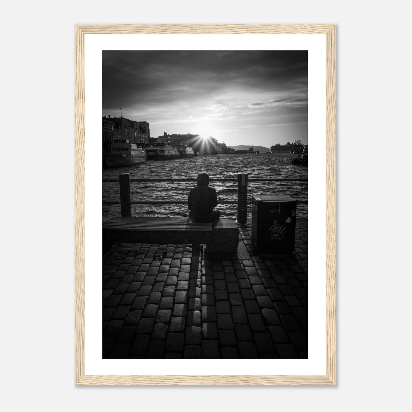 Solnedgang ved Fisketorget i Bergen | Premium plakat | Treramme - DanielfotoUten ramme21x29.7 cm / 8x12"