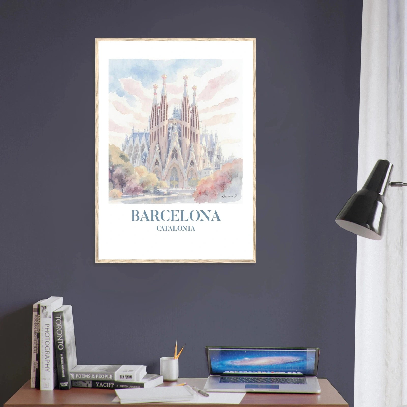 Barcelona | Premium plakat | Treramme - DanielfotoPremium plakat i matt papir med trerammeHvit ramme21x29.7 cm / 8x12"