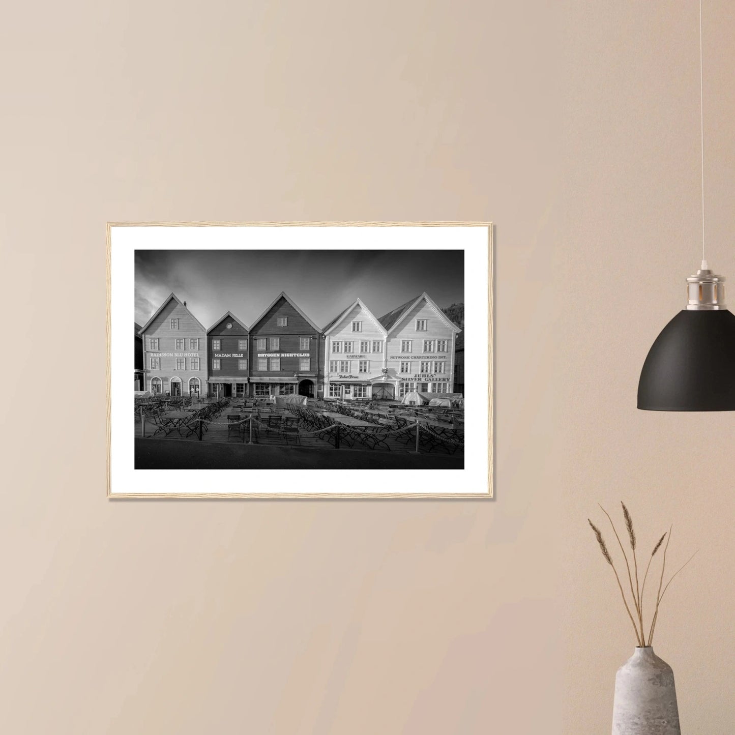 Bryggen i Bergen | Premium plakat | Treramme - Danielfoto21x29.7 cm / 8x12"Uten ramme