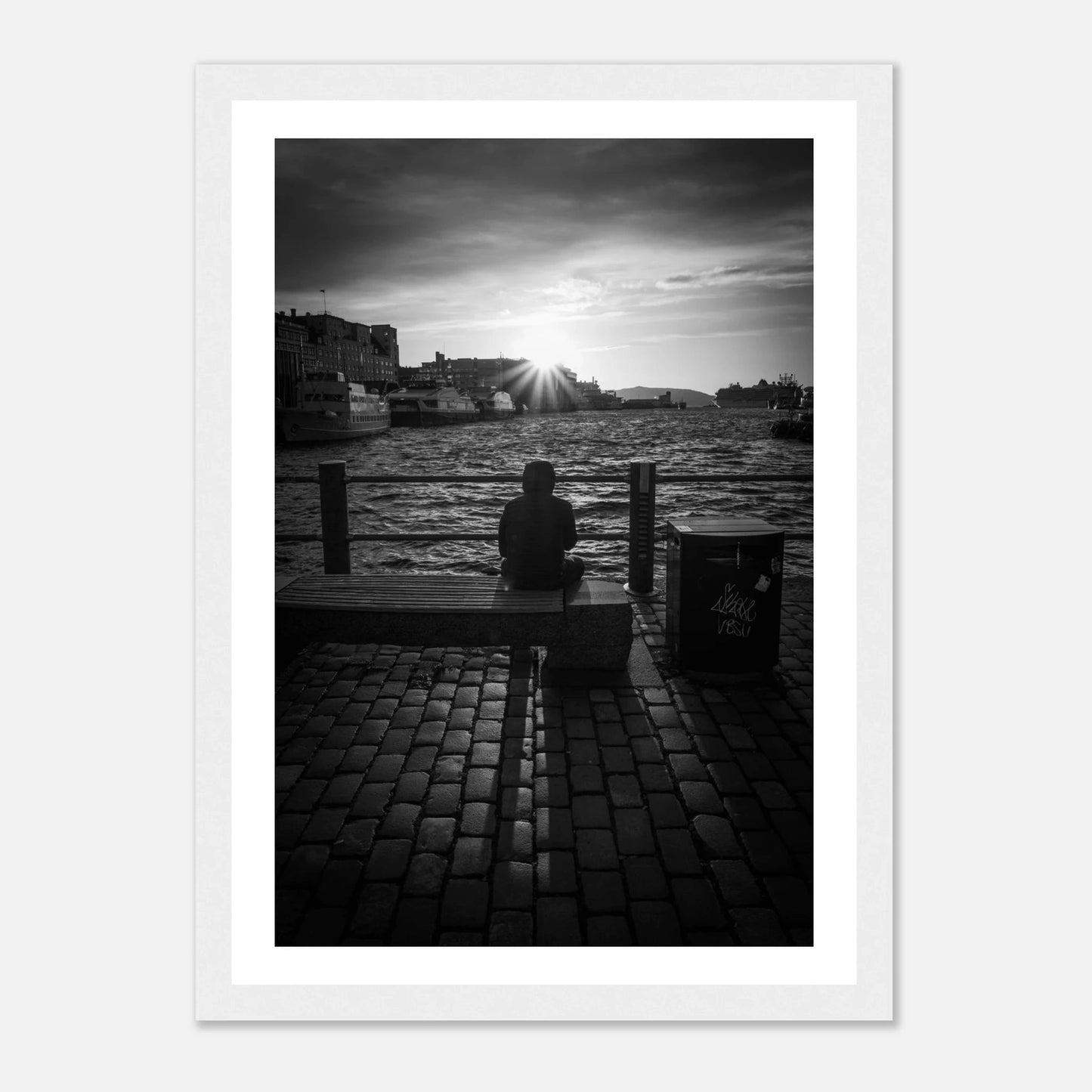 Solnedgang ved Fisketorget i Bergen | Premium plakat | Treramme - DanielfotoUten ramme21x29.7 cm / 8x12"