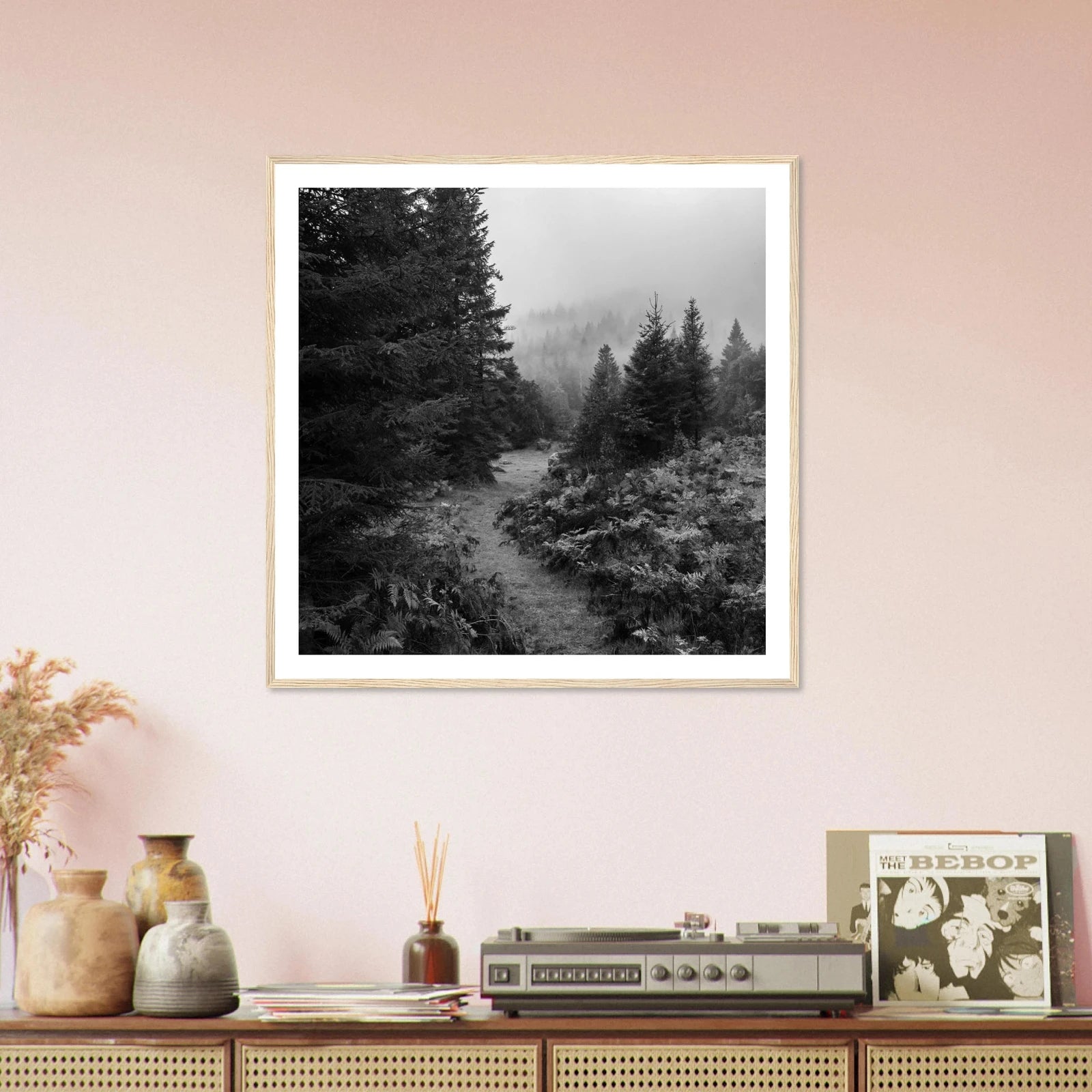 Tåkesti i Hardangerskogen | Premium plakat | Treramme - Danielfoto30x30 cm / 12x12″Premium plakat i matt papir - 
