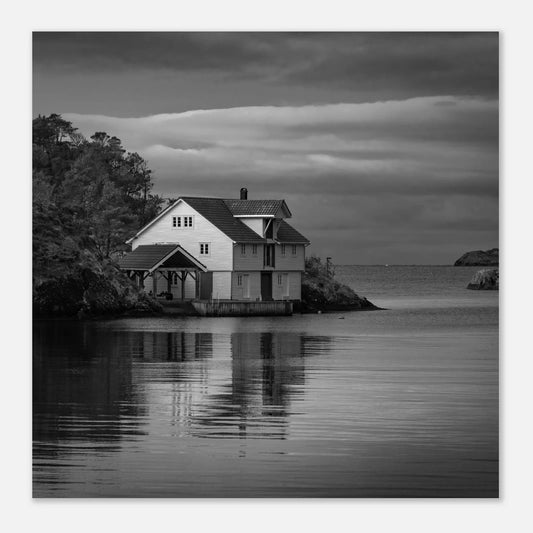 Sjøhus ved Lykling på Bømlo | Premium plakat | Treramme - DanielfotoUten ramme30x30 cm / 12x12″